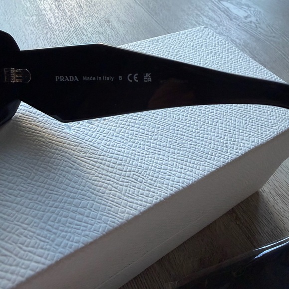 Prada Scultoreo Black Sunglasses - Picture 5 of 10